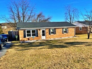 84 Kendrick Ave, Verona, VA 24482