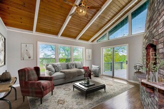 16350 S Ridgeview Rd, Olathe, KS 66062