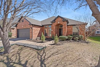 8664 Glenburne Dr, Fort Worth, TX 76131