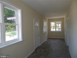 217 James St, Mount Ephraim, NJ 08059