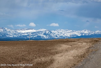 4134 Mountain Shadows Ln, Drummond, ID 83420