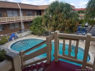 241 SE 9th Ave Unit 110, Pompano Beach, FL 33060