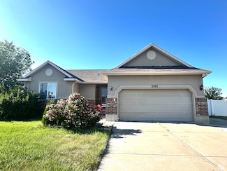 2592 W 2650 N, Clearfield, UT 84015