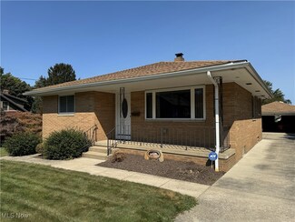 299 E Lake Ave, Barberton, OH 44203