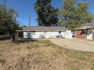 2910 Mexico Gravel Rd Unit B, Columbia, MO 65202