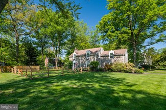 407 E Country Club Ln, Wallingford, PA 19086