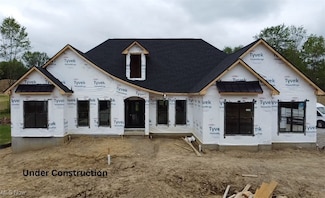542 E Lakewood Dr, Alliance, OH 44601