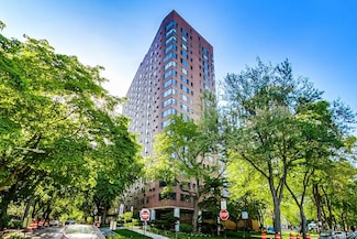 3100 N Lake Shore Dr Unit 1506, Chicago, IL 60657