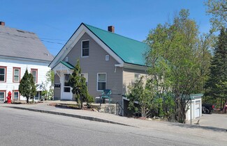 72 Pleasant St, Littleton, NH 03561