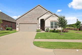 1340 Tucker Ln, Kennedale, TX 76060