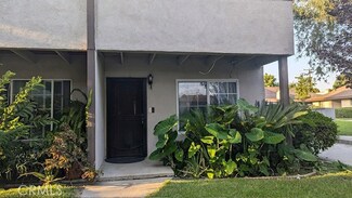 521 S Lyon St Unit 69, Santa Ana, CA 92701