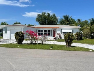 4220 NW 51st Ave, Lauderdale Lakes, FL 33319