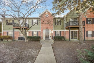 1543 Raymond Dr Unit 104, Naperville, IL 60563
