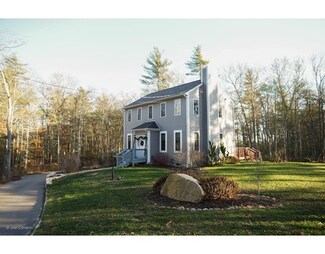 88 Fearing Hill Rd, West Wareham, MA 02576