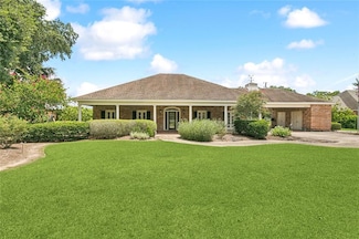 23 Belle Chasse St, Belle Chasse, LA 70037