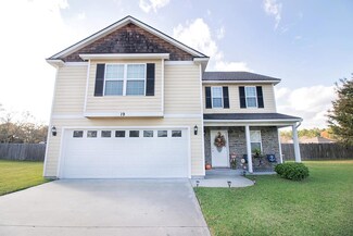 19 N Moody Dr, Ray City, GA 31645