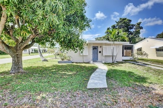 232 SE 1st Ave, Boynton Beach, FL 33435
