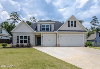161 Fairway Cir, Macon, GA 31211