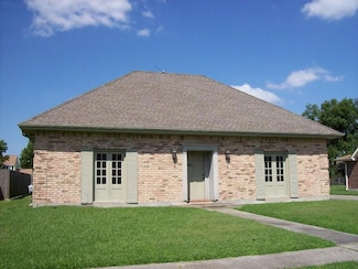 2508 Orbit Ct, Harvey, LA 70058