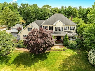 95 Annawon Ave, Wrentham, MA 02093