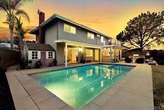 768 Sonrisa St, Solana Beach, CA 92075