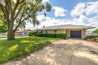 2955 John F. Kennedy Rd, Dubuque, IA 53811