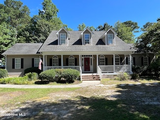 136 S Belvedere Dr, Hampstead, NC 28443