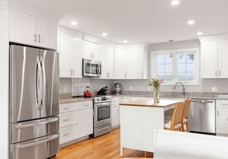 1093 Main St Unit 4, South Weymouth, MA 02190