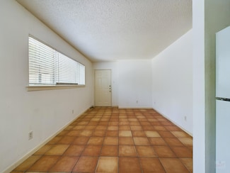 803 W 28th St Unit 107, Austin, TX 78705