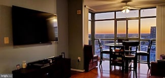 11700 Old Georgetown Rd Unit 1303, Rockville, MD 20852