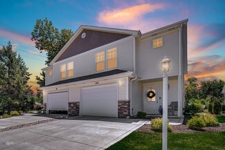 103 Summer Tree Dr, Porter, IN 46304