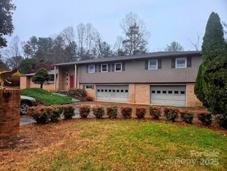 1824 Chrosaro Place Unit 15, Lenoir, NC 28645