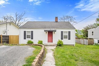213 Pine St, Clinton, TN 37716