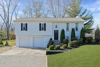 22007 Greenwood Dr, Lawrenceburg, IN 47025