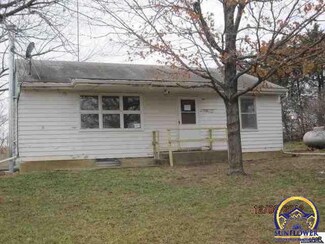 26851 J4 Rd, Circleville, KS 66416