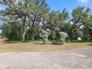 11760 Sunset Woods Rd, Helotes, TX 78023