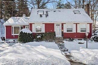 9 Colasanti Rd, North Weymouth, MA 02191