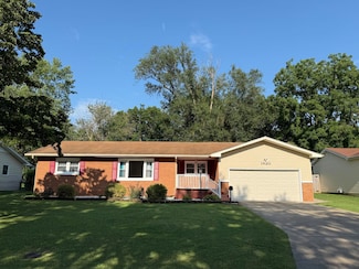1920 S Sieger Dr, Springfield, MO 65804
