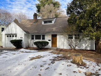 11 Southgate Rd, Albany, NY 12211