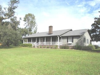 1315 Dennis Blvd, Moncks Corner, SC 29461