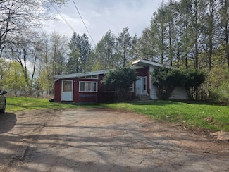 26 Highland Ave, Monticello, NY 12701