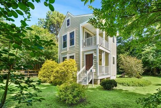 5 Jefferson St, Onancock, VA 23417