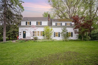 2071 Westfall Rd, Rochester, NY 14618