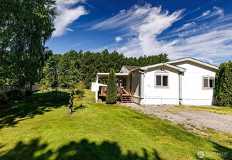 1015 Riepma Ave, Oak Harbor, WA 98277