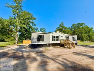 302 Main St, Midway, GA 31320
