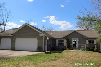 W9050 von Haden Rd, Elroy, WI 53929
