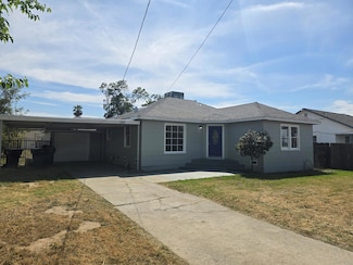 743 W Kern Ave, Tulare, CA 93274