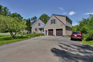 207 Old Rochester Rd, Somersworth, NH 03878