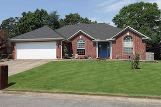 1725 Brittany Cir, Conway, AR 72034