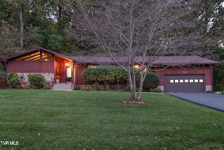 521 Brookwood Dr, Bristol, TN 37620